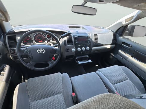 Used 2012 Toyota Tundra 4x4 CrewMax w/ Tow Pkg image 15