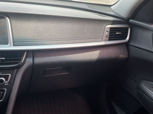 Used 2019 Kia Optima S w/ S Panoramic Sunroof Package FWD image 16