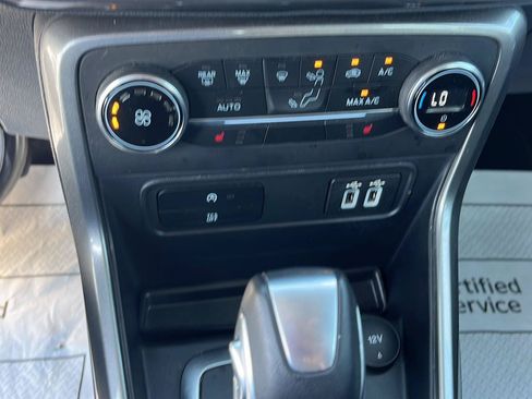 Used 2020 Ford EcoSport SE FWD image 17
