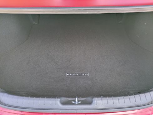 Certified 2023 Hyundai Elantra Limited w/ Cargo Package FWD image 11