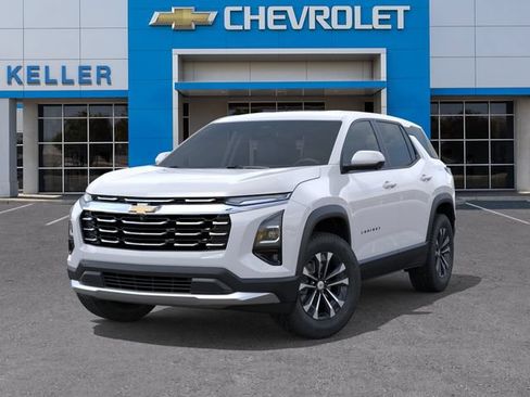 New 2027 Chevrolet Equinox LT w/ Safety and Technology Package FWD image 6
