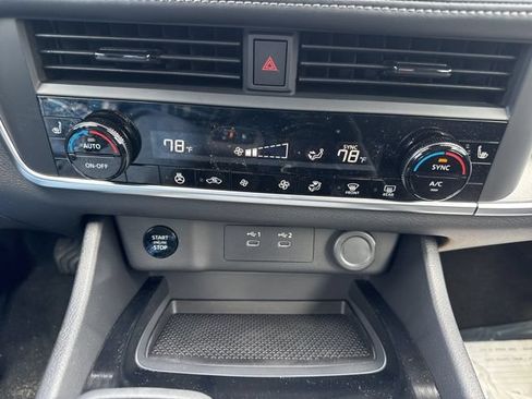 New 2026 Nissan Rogue Dark Armor AWD/4WD image 17