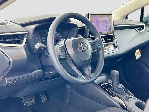 New 2025 Toyota Corolla LE image 10
