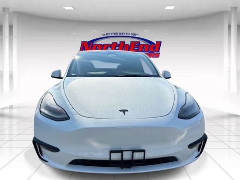Used 2021 Tesla Model Y Performance AWD/4WD image 8