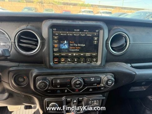 Used 2023 Jeep Wrangler Sahara 4xe image 8