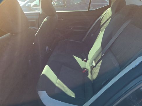 Used 2020 Nissan Versa SV image 14