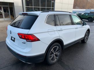 Used 2018 Volkswagen Tiguan SE w/ 18" Alloy Wheels Package video 2