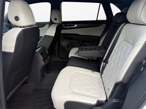 New 2026 Volkswagen Atlas Cross Sport SEL Premium R-Line AWD/4WD image 13