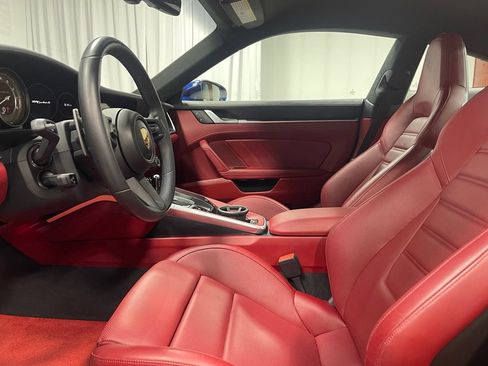 Used 2023 Porsche 911 Turbo AWD/4WD image 19