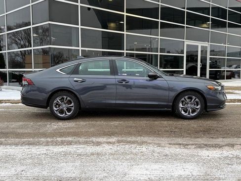 Used 2024 Honda Accord EX image 2