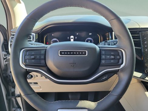 Used 2022 Jeep Wagoneer Series I w/ Convenience Group I AWD/4WD image 16