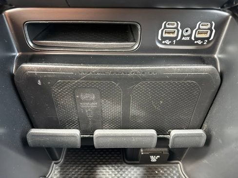 Used 2022 RAM 3500 Laramie AWD/4WD image 41