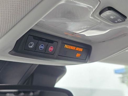 Used 2023 Chevrolet TrailBlazer LT w/ Convenience Package FWD image 70