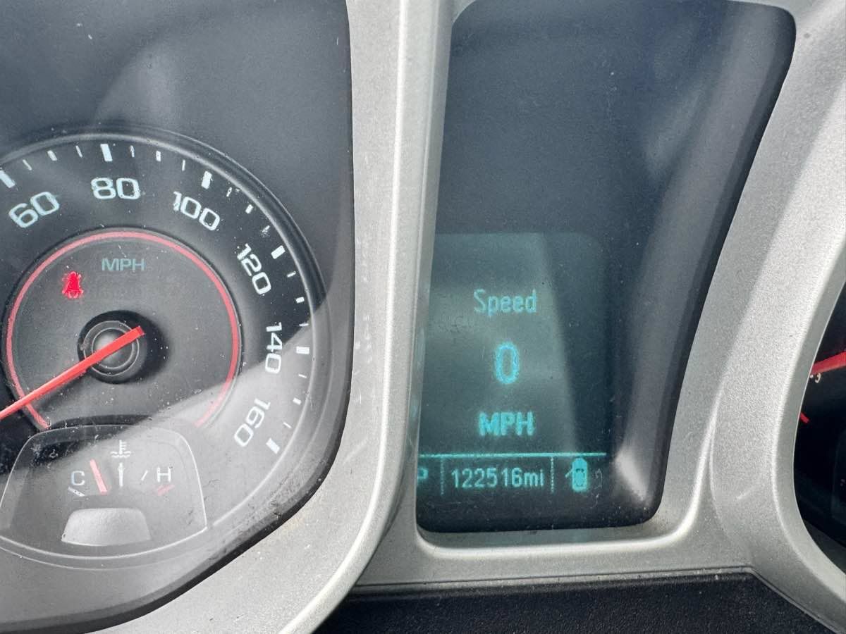 Used 2014 Chevrolet Camaro LS RWD image 9