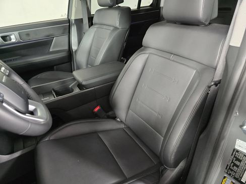 Used 2026 Hyundai Santa Fe Limited AWD/4WD image 24