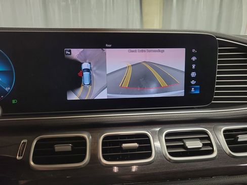 Used 2020 Mercedes-Benz GLE 350 w/ Parking Assist Package image 20