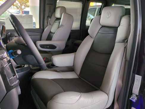 New 2025 GMC Savana 2500 Extended w/ Driver Convenience Package RWD image 19