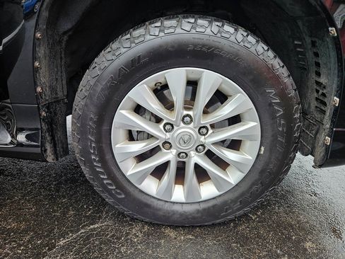 Used 2015 Lexus GX 460 image 14