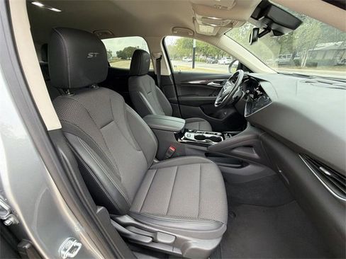 Certified 2023 Buick Envision Preferred w/ Sport Touring Package image 27