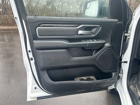 Used 2019 RAM 1500 Big Horn AWD/4WD image 12