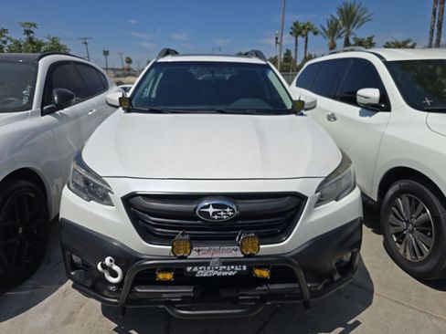 Used 2021 Subaru Outback Premium AWD/4WD image 17