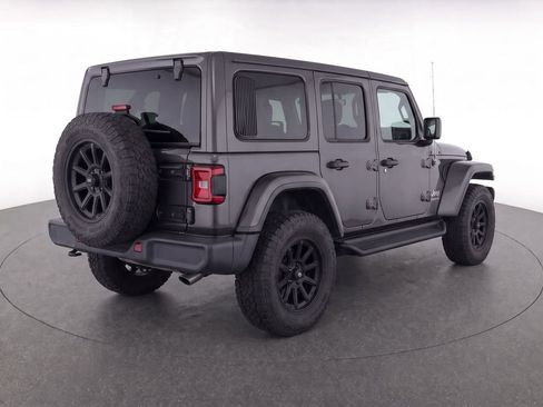 Used 2020 Jeep Wrangler Unlimited Sahara AWD/4WD image 4