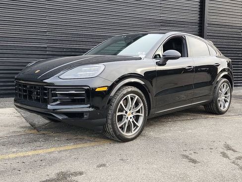 Certified 2024 Porsche Cayenne Coupe image 1