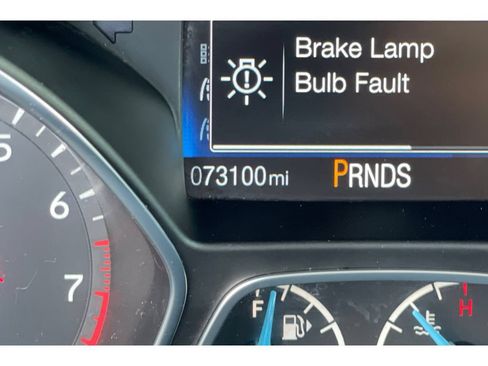Used 2018 Ford Focus SE FWD image 36