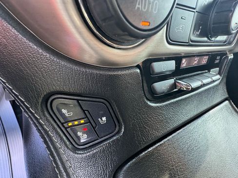 Used 2019 GMC Yukon XL Denali w/ Open Road Package AWD/4WD image 47