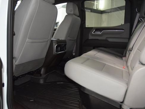 Used 2023 GMC Sierra 1500 SLT w/ SLT Premium Package image 43