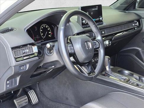Used 2024 Honda Civic Sport image 9