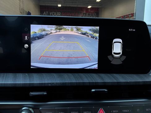 Used 2024 Kia Telluride EX w/ EX Captain's Chair Package FWD image 38