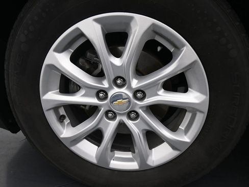 Used 2018 Chevrolet Equinox LT w/ Sun & Infotainment Package FWD image 14