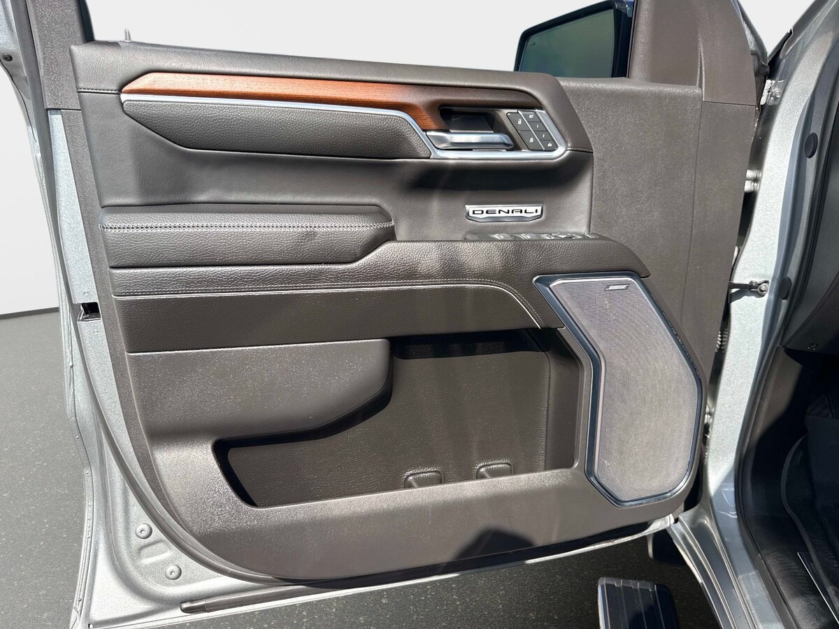 Used 2024 GMC Sierra 1500 Denali w/ Denali Reserve Package RWD image 16