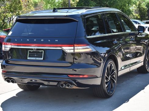 Used 2022 Lincoln Aviator Reserve w/ Equipment Group 201A AWD/4WD image 8