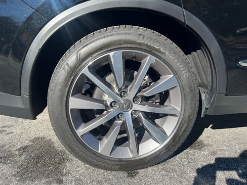 Certified 2025 Acura MDX w/ Technology Package image 23