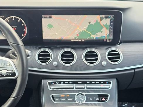Certified 2020 Mercedes-Benz E 350 4MATIC Sedan w/ Parking Assistance Package image 38