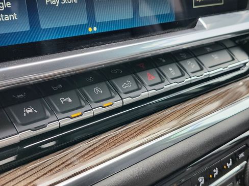 Used 2024 Chevrolet Silverado 1500 RST image 24