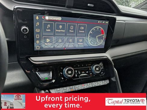 Used 2024 GMC Sierra 1500 AT4X image 21