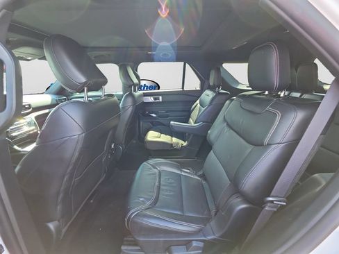 Used 2024 Ford Explorer ST w/ Equipment Group 401A AWD/4WD image 10