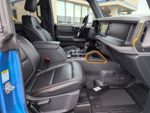 Certified 2023 Ford Bronco Badlands w/ Sasquatch Package AWD/4WD image 18