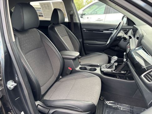 Used 2025 Kia Seltos S image 36
