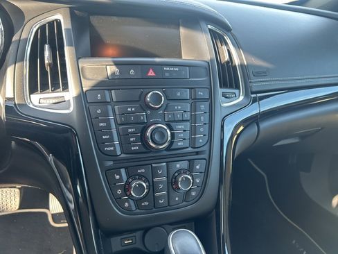 Used 2016 Buick Cascada Premium image 8