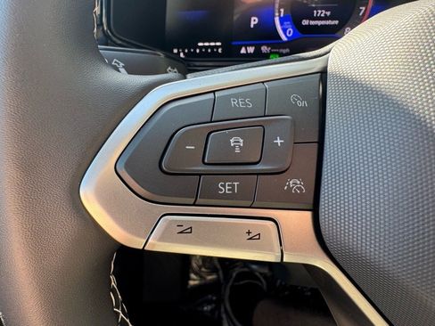 New 2025 Volkswagen Taos S image 24