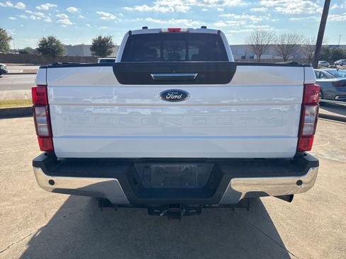 Used 2021 Ford F250 Lariat w/ Lariat Value Package image 6