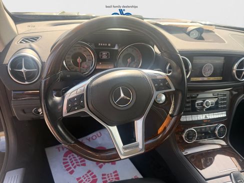 Used 2013 Mercedes-Benz SL 550 image 15