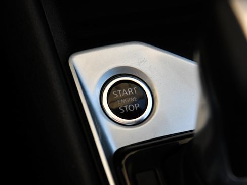Used 2025 Nissan Altima 2.5 SV FWD image 27