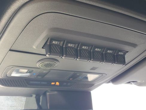 Used 2023 Ford Bronco Wildtrak image 22