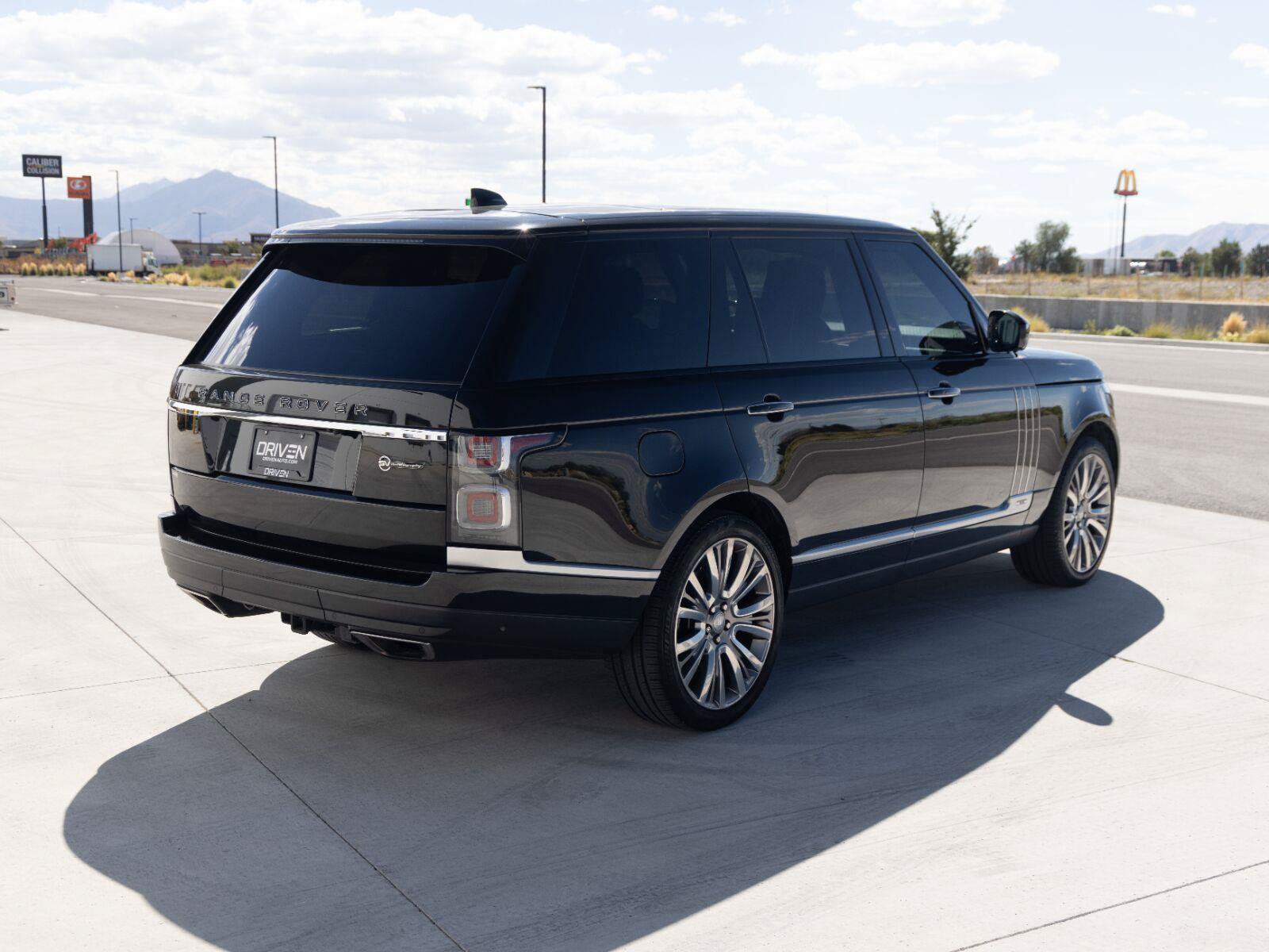 Used 2020 Land Rover Range Rover LWB SV Autobiography AWD/4WD image 5
