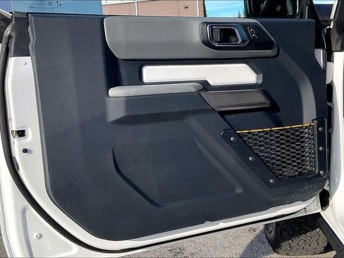 Used 2023 Ford Bronco Badlands image 21